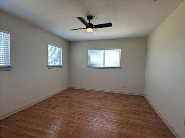 3926 Marlin Dr, Corpus Christi, TX 78418