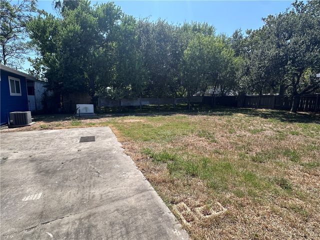 3926 Marlin Dr, Corpus Christi, TX 78418