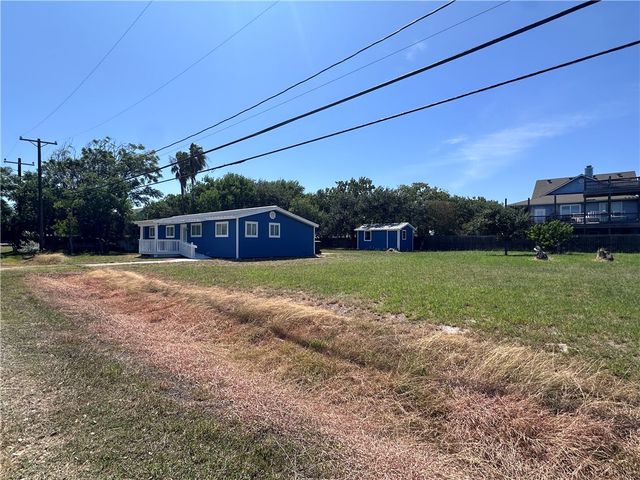 3926 Marlin Dr, Corpus Christi, TX 78418