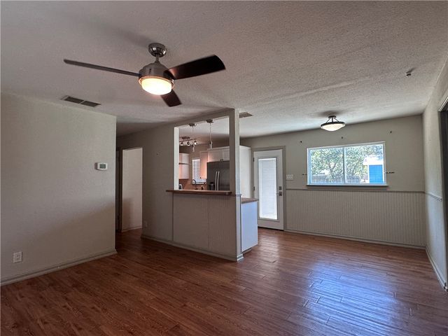 3926 Marlin Dr, Corpus Christi, TX 78418