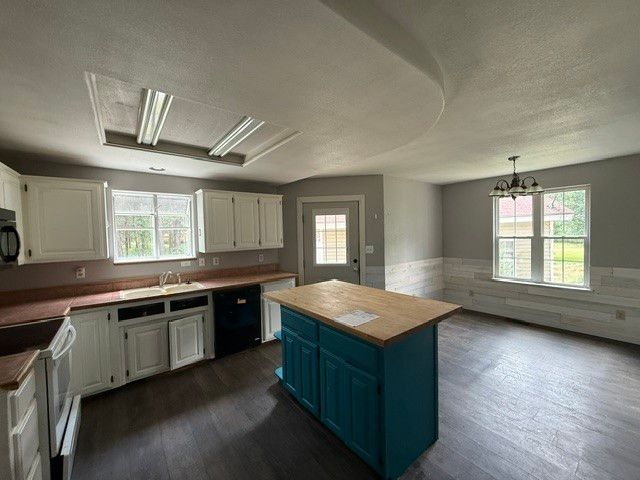 2139 Linker Mountain Road, Dover, AR 72837