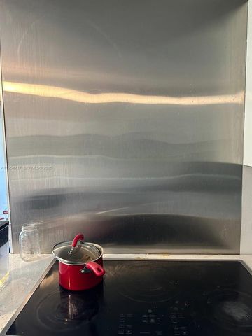 3720 Inverrary Dr 1L, Lauderhill, FL 33319