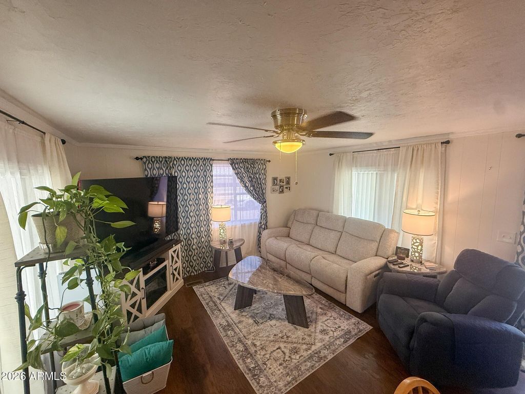 Image 6 of property listing at 4065 E University Drive 365, Mesa, AZ 85205