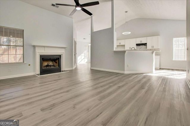 1528 Buckingham Place, Stockbridge, GA 30281