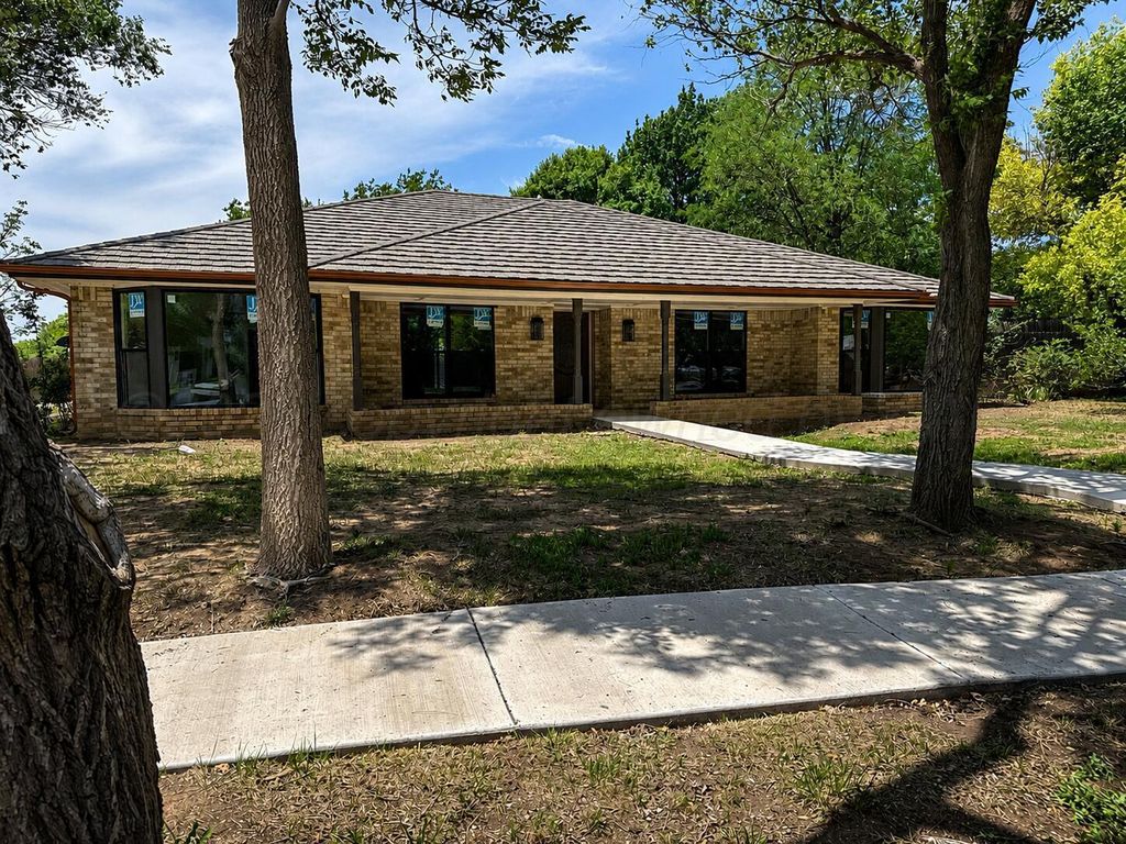 4212 PALACIO Drive, Amarillo, TX 79109