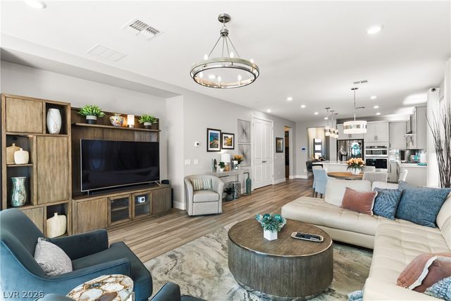 2375 Elmont Avenue, North Las Vegas, NV 89086