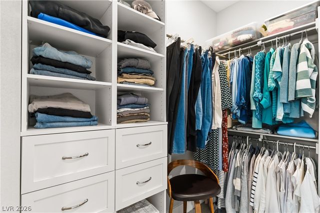 2375 Elmont Avenue, North Las Vegas, NV 89086