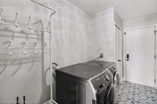 7365 Danbury Drive, West Bloomfield Charter Township, MI 48322