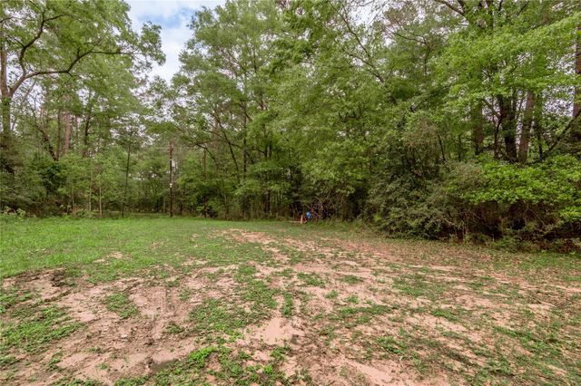 277 Broadmoor Drive, Huntsville, TX 77340