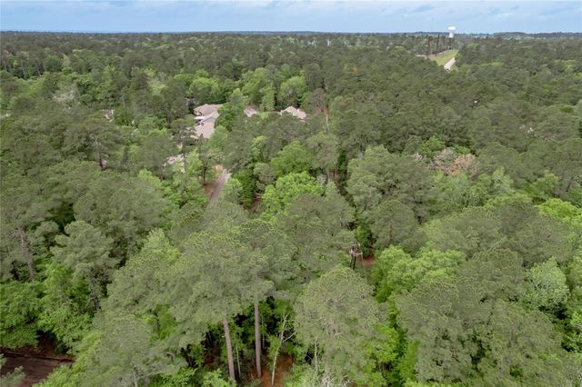 277 Broadmoor Drive, Huntsville, TX 77340