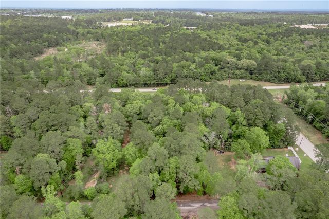 277 Broadmoor Drive, Huntsville, TX 77340