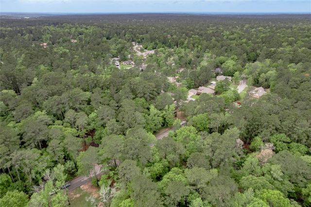 277 Broadmoor Drive, Huntsville, TX 77340