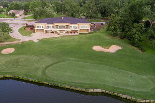 277 Broadmoor Drive, Huntsville, TX 77340