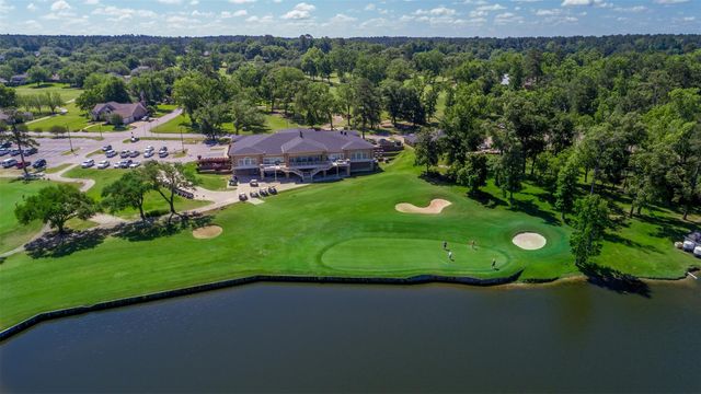 277 Broadmoor Drive, Huntsville, TX 77340