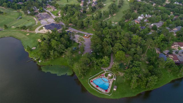 277 Broadmoor Drive, Huntsville, TX 77340