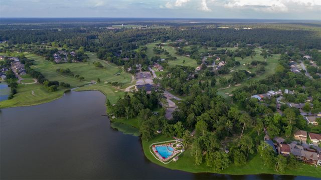 277 Broadmoor Drive, Huntsville, TX 77340