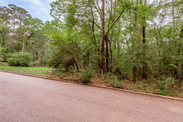 277 Broadmoor Drive, Huntsville, TX 77340