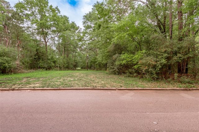 277 Broadmoor Drive, Huntsville, TX 77340