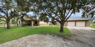 17911 Jungman Road, Damon, TX 77430