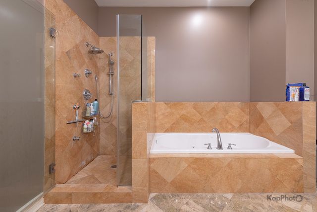 1148 W Monroe Street 5NW, Chicago, IL 60607