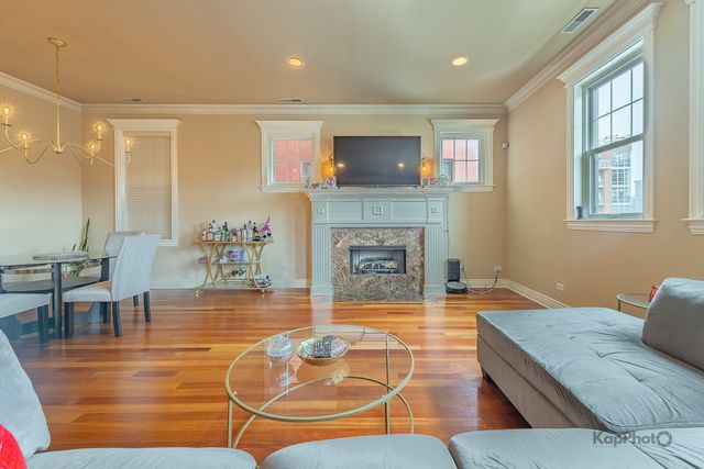 1148 W Monroe Street 5NW, Chicago, IL 60607