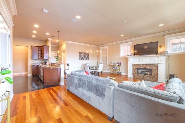 1148 W Monroe Street 5NW, Chicago, IL 60607