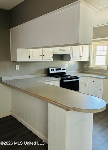 2097 Custer Drive, Southaven, MS 38671