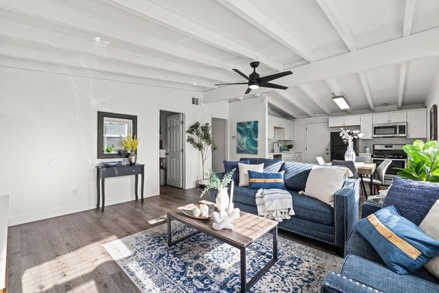 930 Beardsley Dr, West Sacramento, CA 95605