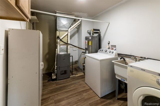 30917 Pardo Street, Garden City, MI 48135