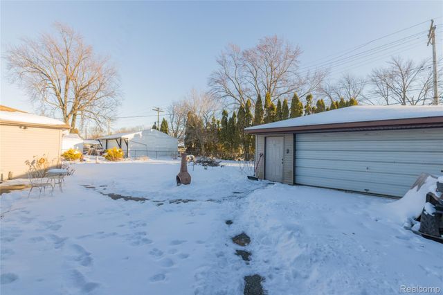 30917 Pardo Street, Garden City, MI 48135