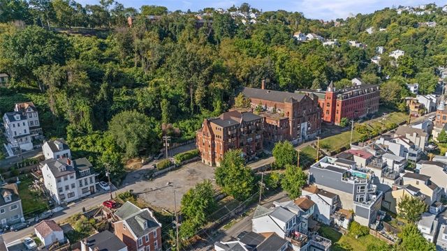 66 Pius St L101, South Side, PA 15203