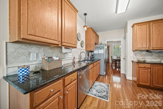 7800 Red Oaks Trail, Waxhaw, NC 28173
