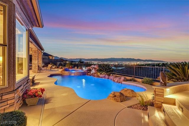 2000 Tulip Grove Court, Henderson, NV 89052