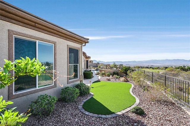2000 Tulip Grove Court, Henderson, NV 89052