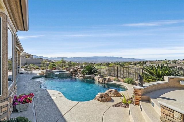2000 Tulip Grove Court, Henderson, NV 89052
