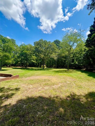 1801 Griffith Road, Monroe, NC 28112