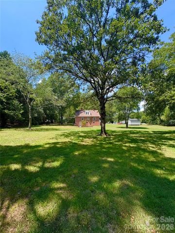 1801 Griffith Road, Monroe, NC 28112