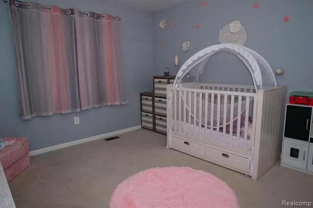 31924 Joseph Anthony Court 2, Warren, MI 48093