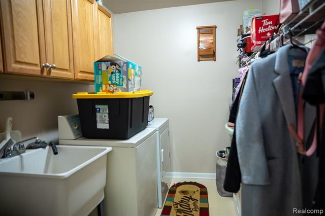 31924 Joseph Anthony Court 2, Warren, MI 48093