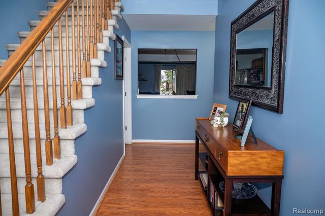 31924 Joseph Anthony Court 2, Warren, MI 48093