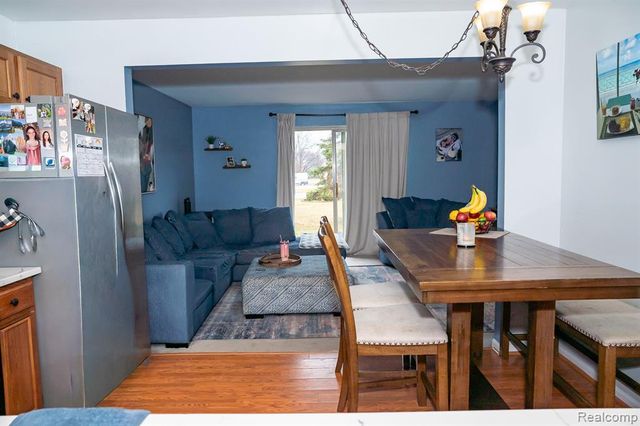 31924 Joseph Anthony Court 2, Warren, MI 48093