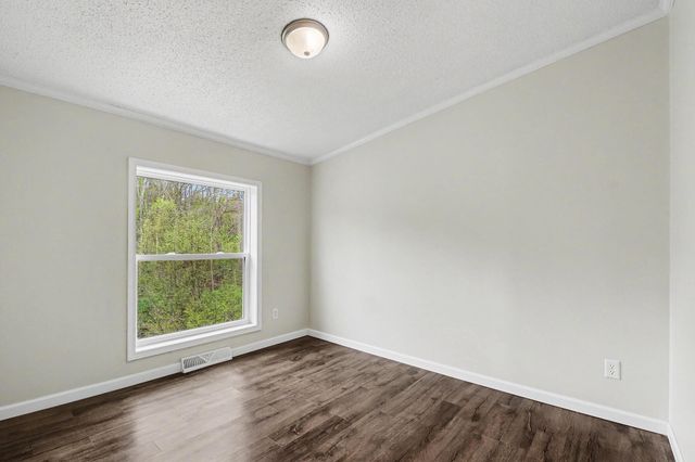 9214 S Cedar Drive, Allendale, MI 49401