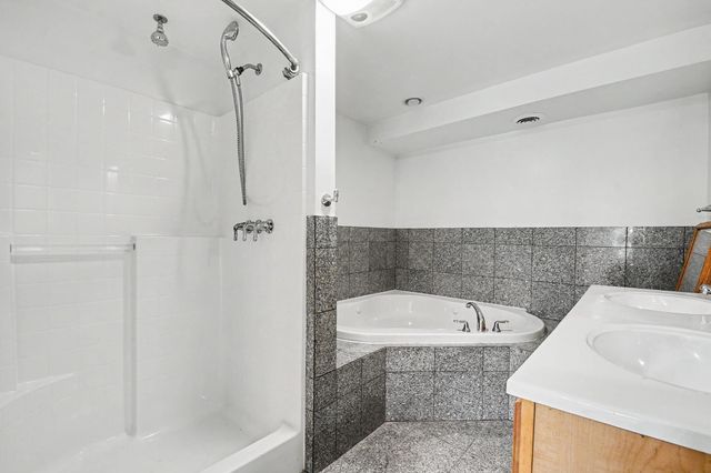 9214 S Cedar Drive, Allendale, MI 49401