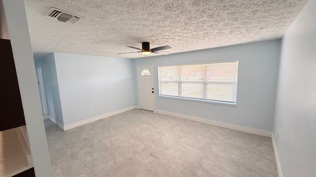 928 Fra Mar Place 2, Fort Pierce, FL 34982