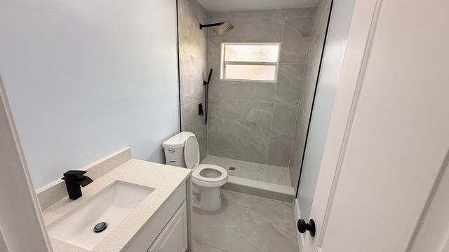 928 Fra Mar Place 2, Fort Pierce, FL 34982