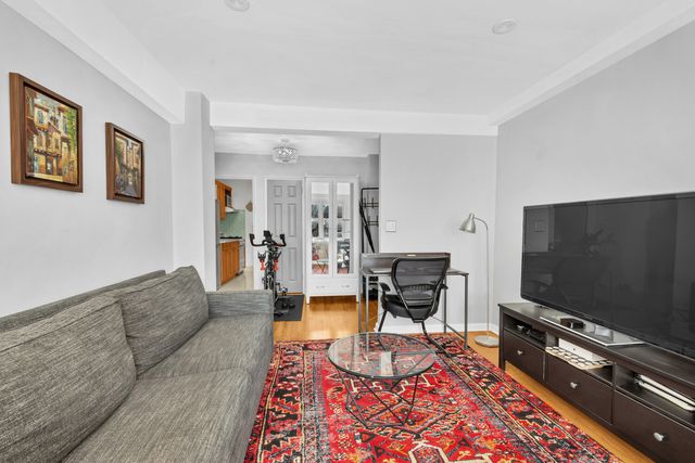 340 Haven Ave Apt 3R, New York City, NY 10033