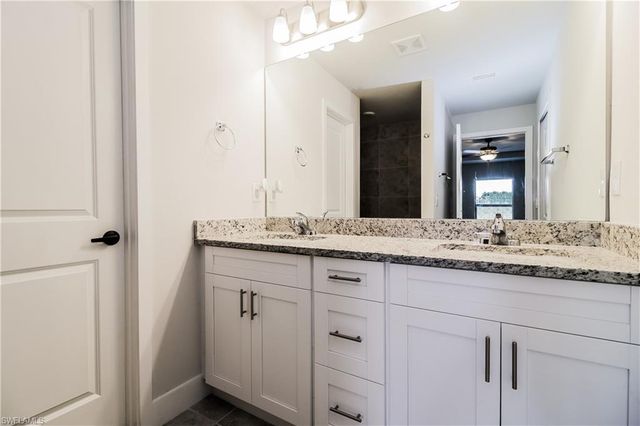 2702 31st ST SW, Lehigh Acres, FL 33976