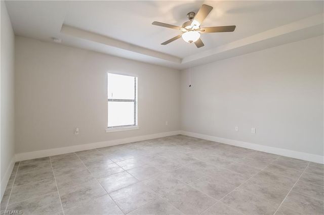 2702 31st ST SW, Lehigh Acres, FL 33976