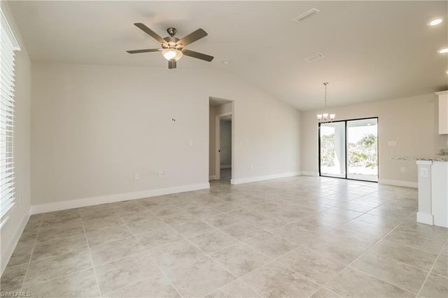 2702 31st ST SW, Lehigh Acres, FL 33976