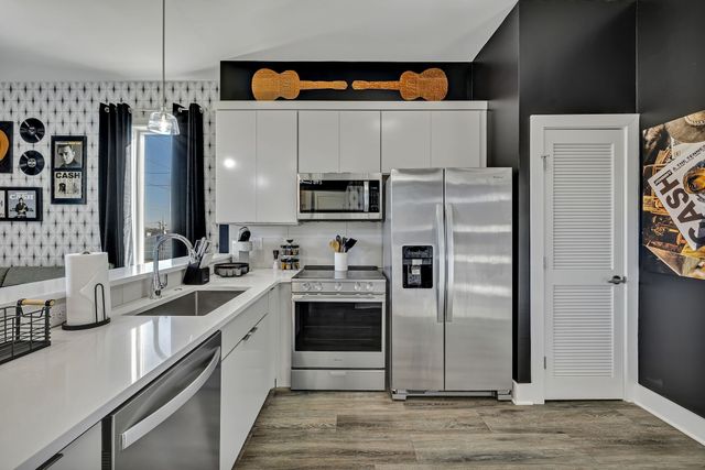 2519 Clifton Ave Apt 303, Nashville, TN 37209